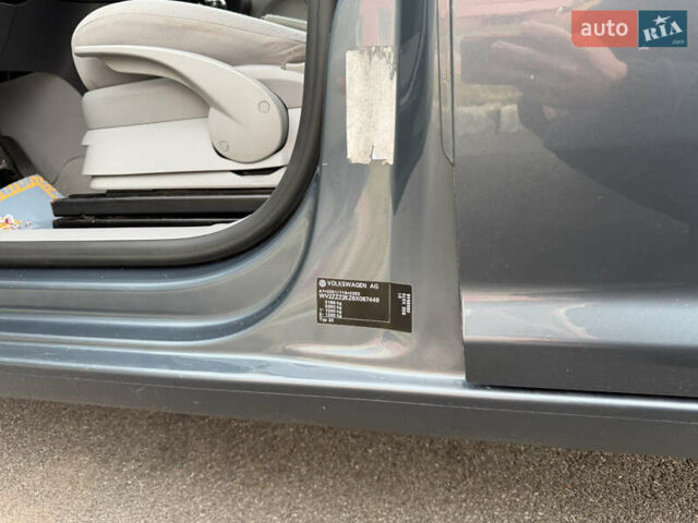 Серый Фольксваген Кадди, объемом двигателя 1.6 л и пробегом 227 тыс. км за 7899 $, фото 45 на Automoto.ua