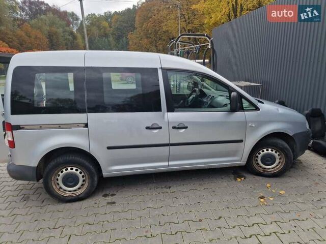 Серый Фольксваген Кадди, объемом двигателя 1.98 л и пробегом 220 тыс. км за 4500 $, фото 4 на Automoto.ua