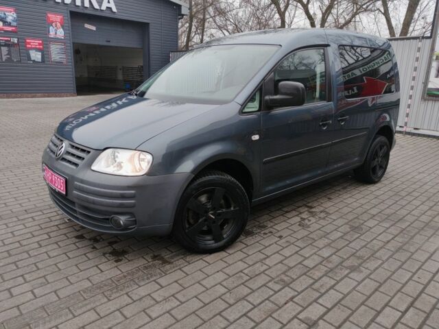 Серый Фольксваген Кадди, объемом двигателя 1.6 л и пробегом 220 тыс. км за 7000 $, фото 1 на Automoto.ua