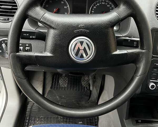 Сірий Фольксваген Кадді, об'ємом двигуна 1.6 л та пробігом 239 тис. км за 7200 $, фото 25 на Automoto.ua