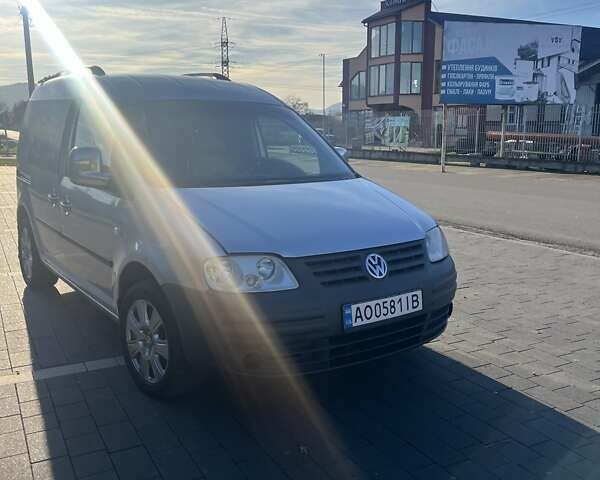 Сірий Фольксваген Кадді, об'ємом двигуна 1.97 л та пробігом 220 тис. км за 4300 $, фото 1 на Automoto.ua