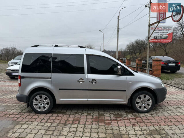 Серый Фольксваген Кадди, объемом двигателя 1.97 л и пробегом 338 тыс. км за 4950 $, фото 1 на Automoto.ua