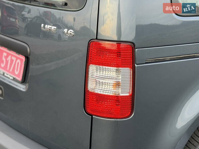 Серый Фольксваген Кадди, объемом двигателя 1.6 л и пробегом 227 тыс. км за 7899 $, фото 16 на Automoto.ua