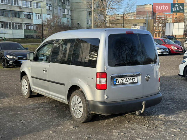 Серый Фольксваген Кадди, объемом двигателя 1.97 л и пробегом 211 тыс. км за 5500 $, фото 2 на Automoto.ua