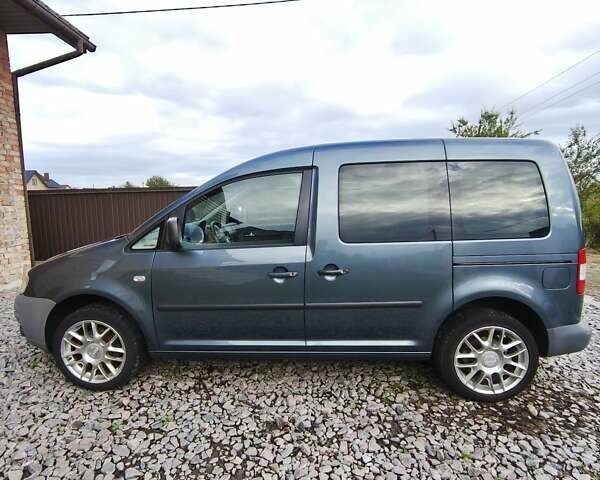 Серый Фольксваген Кадди, объемом двигателя 1.6 л и пробегом 218 тыс. км за 6750 $, фото 6 на Automoto.ua