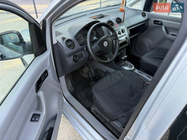 Сірий Фольксваген Кадді, об'ємом двигуна 1.9 л та пробігом 270 тис. км за 6450 $, фото 7 на Automoto.ua