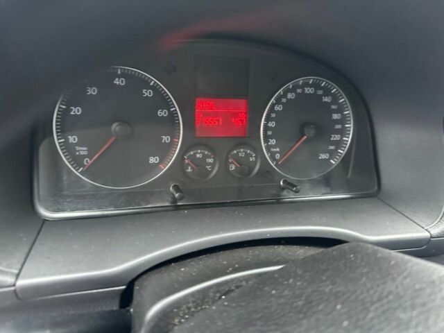 Серый Фольксваген Кадди, объемом двигателя 1.6 л и пробегом 220 тыс. км за 6900 $, фото 12 на Automoto.ua