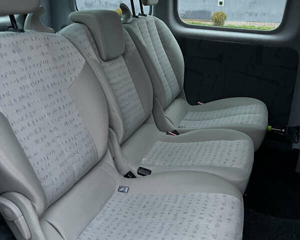 Сірий Фольксваген Кадді, об'ємом двигуна 2 л та пробігом 187 тис. км за 5300 $, фото 16 на Automoto.ua