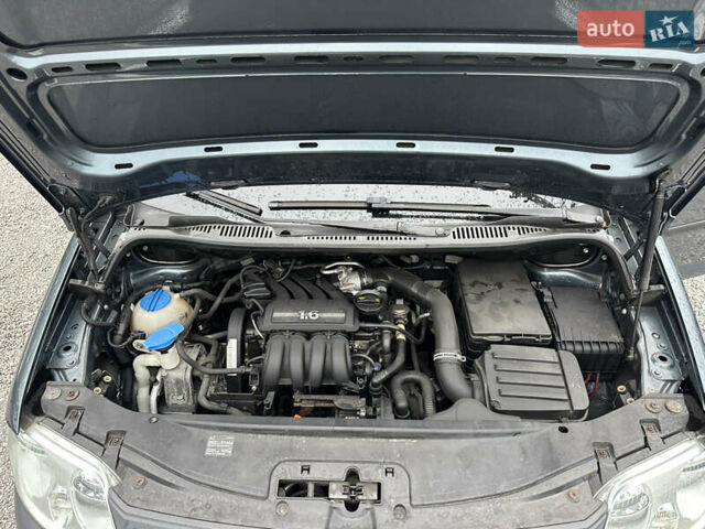 Серый Фольксваген Кадди, объемом двигателя 1.6 л и пробегом 220 тыс. км за 6900 $, фото 14 на Automoto.ua