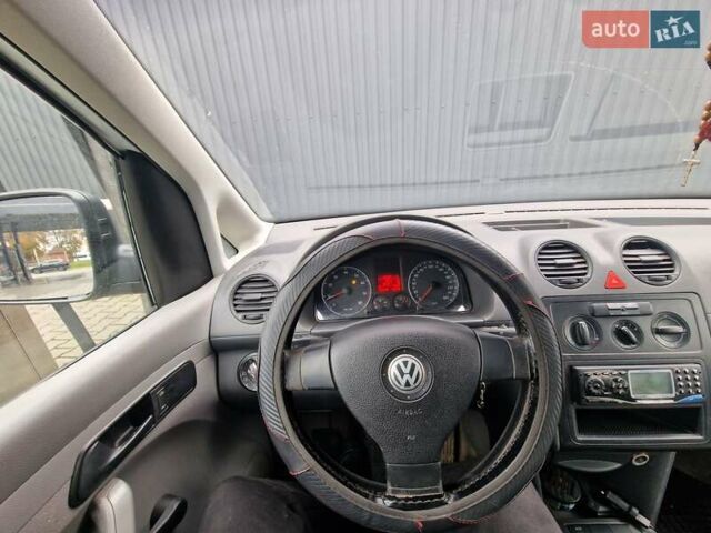 Серый Фольксваген Кадди, объемом двигателя 1.98 л и пробегом 220 тыс. км за 4500 $, фото 8 на Automoto.ua