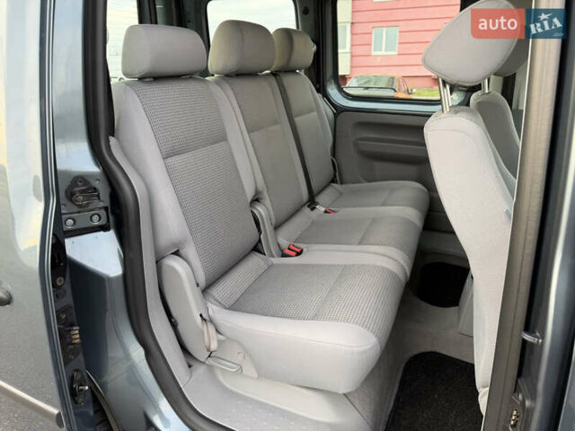 Серый Фольксваген Кадди, объемом двигателя 1.6 л и пробегом 227 тыс. км за 7899 $, фото 65 на Automoto.ua