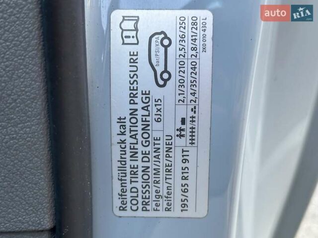 Серый Фольксваген Кадди, объемом двигателя 1.6 л и пробегом 317 тыс. км за 5700 $, фото 32 на Automoto.ua
