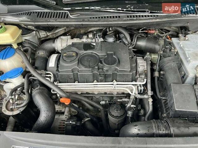 Сірий Фольксваген Кадді, об'ємом двигуна 1.9 л та пробігом 250 тис. км за 5700 $, фото 14 на Automoto.ua