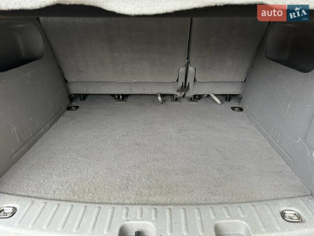 Серый Фольксваген Кадди, объемом двигателя 1.6 л и пробегом 230 тыс. км за 7270 $, фото 1 на Automoto.ua