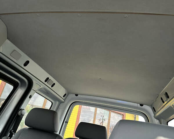 Серый Фольксваген Кадди, объемом двигателя 1.6 л и пробегом 230 тыс. км за 7270 $, фото 11 на Automoto.ua