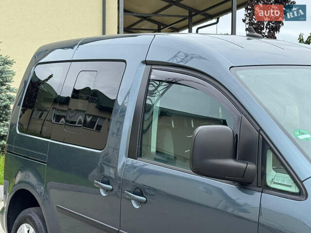 Серый Фольксваген Кадди, объемом двигателя 1.6 л и пробегом 259 тыс. км за 7900 $, фото 38 на Automoto.ua