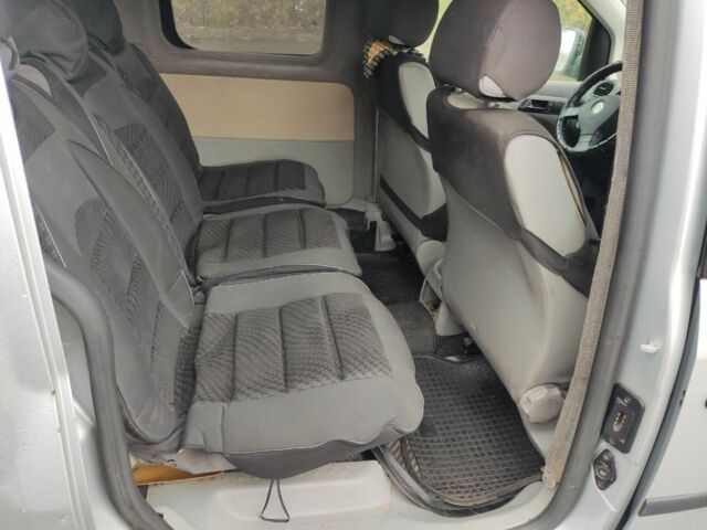 Фольксваген Кадди 2007 в Краматорске на Automoto.ua Серый Фольксваген Кадди, объемом двигателя 2 л и пробегом 237 тыс. км за 5500 $, фото 11 на Automoto.ua