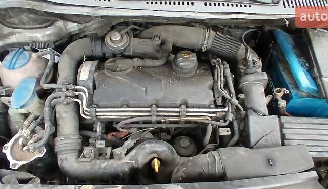 Сірий Фольксваген Кадді, об'ємом двигуна 1.9 л та пробігом 361 тис. км за 1900 $, фото 1 на Automoto.ua