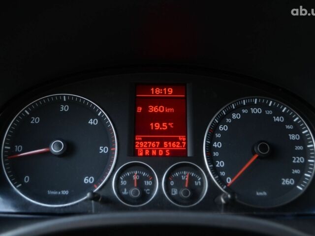 Серый Фольксваген Кадди, объемом двигателя 1.9 л и пробегом 292 тыс. км за 7500 $, фото 19 на Automoto.ua