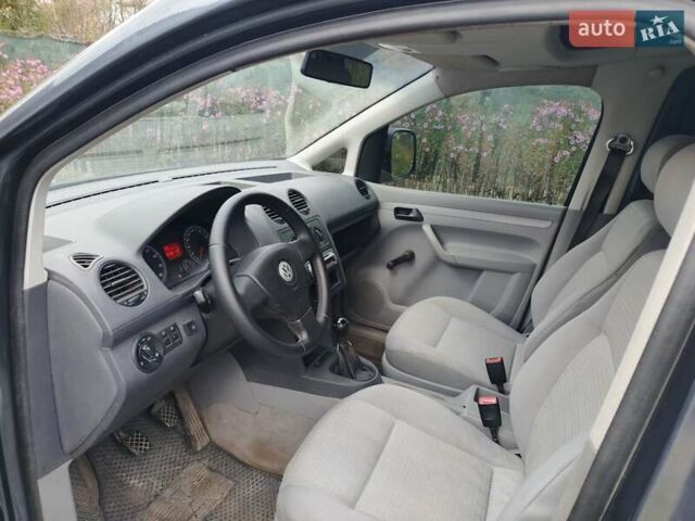 Сірий Фольксваген Кадді, об'ємом двигуна 1.6 л та пробігом 280 тис. км за 6200 $, фото 21 на Automoto.ua