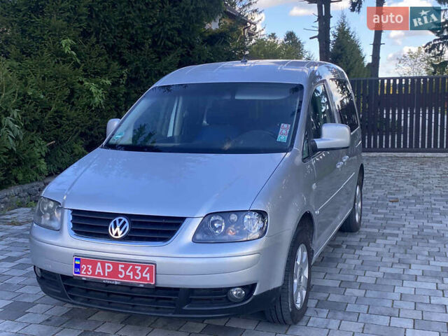 Сірий Фольксваген Кадді, об'ємом двигуна 1.6 л та пробігом 182 тис. км за 6900 $, фото 2 на Automoto.ua