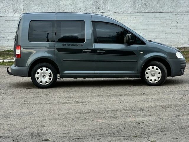 Сірий Фольксваген Кадді, об'ємом двигуна 1.9 л та пробігом 300 тис. км за 7700 $, фото 1 на Automoto.ua