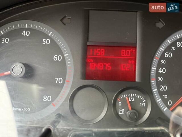 Серый Фольксваген Кадди, объемом двигателя 1.39 л и пробегом 184 тыс. км за 5850 $, фото 9 на Automoto.ua