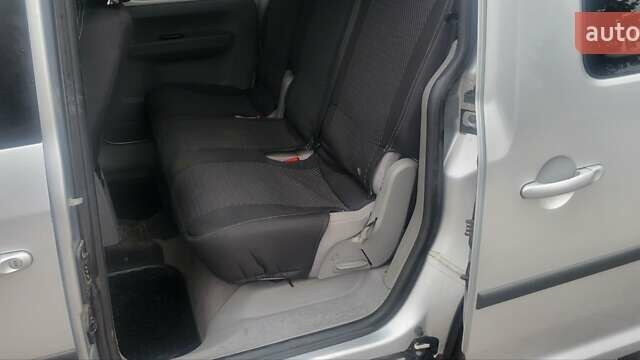 Сірий Фольксваген Кадді, об'ємом двигуна 1.9 л та пробігом 260 тис. км за 6200 $, фото 6 на Automoto.ua