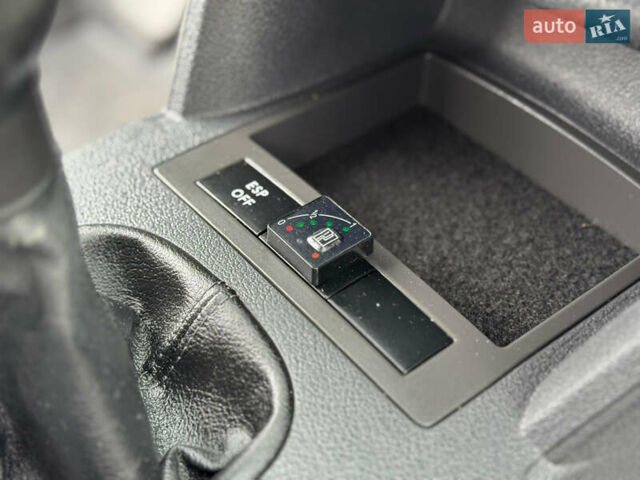 Серый Фольксваген Кадди, объемом двигателя 1.6 л и пробегом 259 тыс. км за 7900 $, фото 46 на Automoto.ua