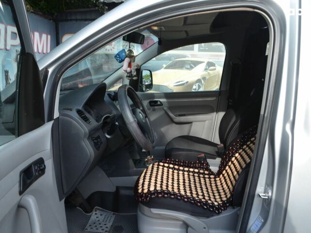 Серый Фольксваген Кадди, объемом двигателя 1.9 л и пробегом 292 тыс. км за 7500 $, фото 9 на Automoto.ua