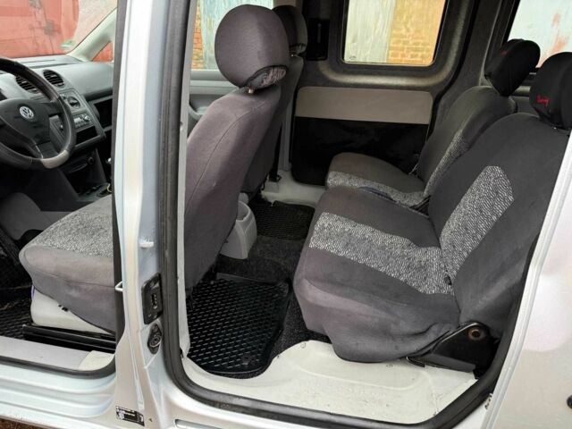 Серый Фольксваген Кадди, объемом двигателя 1.4 л и пробегом 184 тыс. км за 5850 $, фото 14 на Automoto.ua