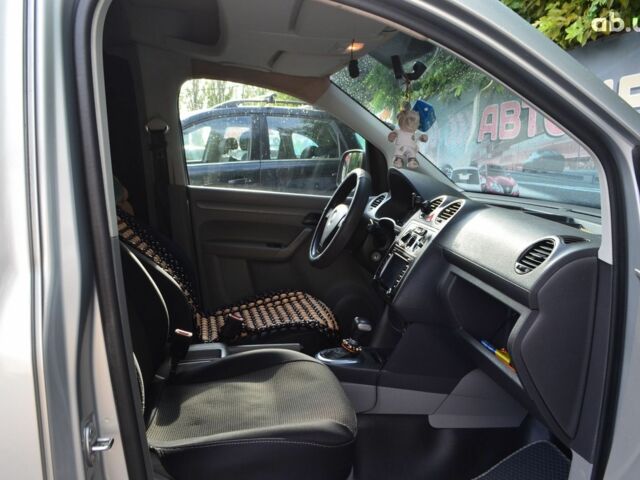 Серый Фольксваген Кадди, объемом двигателя 1.9 л и пробегом 292 тыс. км за 7500 $, фото 12 на Automoto.ua