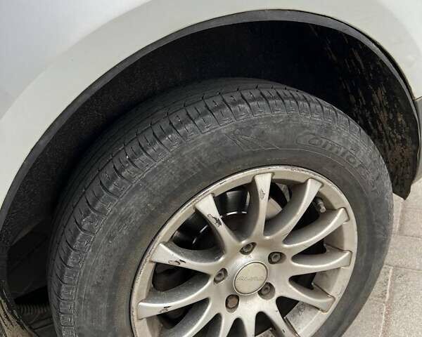 Серый Фольксваген Кадди, объемом двигателя 1.39 л и пробегом 200 тыс. км за 5500 $, фото 5 на Automoto.ua