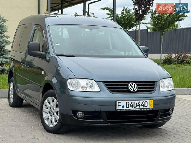 Серый Фольксваген Кадди, объемом двигателя 1.6 л и пробегом 259 тыс. км за 7900 $, фото 5 на Automoto.ua