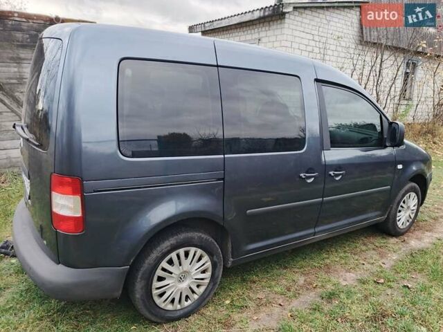 Сірий Фольксваген Кадді, об'ємом двигуна 1.6 л та пробігом 280 тис. км за 6200 $, фото 9 на Automoto.ua