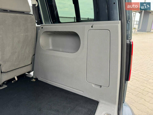 Серый Фольксваген Кадди, объемом двигателя 1.6 л и пробегом 259 тыс. км за 7900 $, фото 80 на Automoto.ua