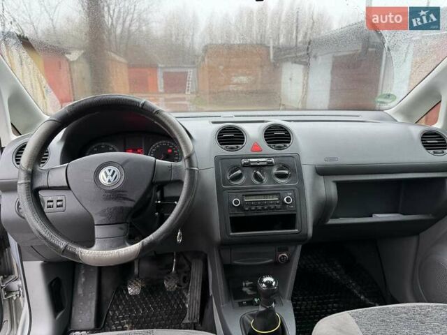 Серый Фольксваген Кадди, объемом двигателя 1.39 л и пробегом 184 тыс. км за 5850 $, фото 10 на Automoto.ua