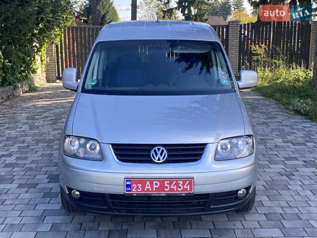 Сірий Фольксваген Кадді, об'ємом двигуна 1.6 л та пробігом 182 тис. км за 6900 $, фото 1 на Automoto.ua