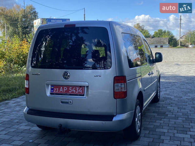 Сірий Фольксваген Кадді, об'ємом двигуна 1.6 л та пробігом 182 тис. км за 6900 $, фото 3 на Automoto.ua