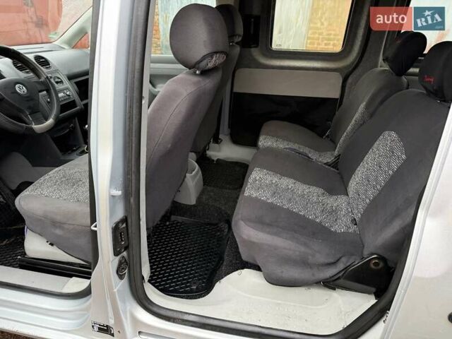 Серый Фольксваген Кадди, объемом двигателя 1.39 л и пробегом 184 тыс. км за 5850 $, фото 14 на Automoto.ua