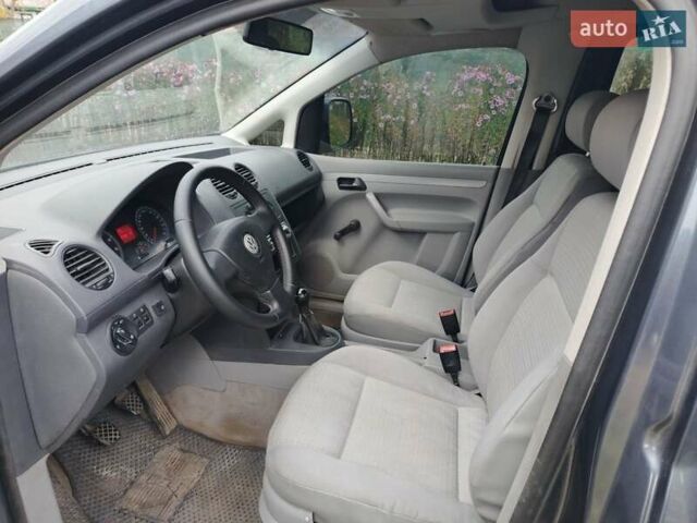 Сірий Фольксваген Кадді, об'ємом двигуна 1.6 л та пробігом 280 тис. км за 6200 $, фото 26 на Automoto.ua