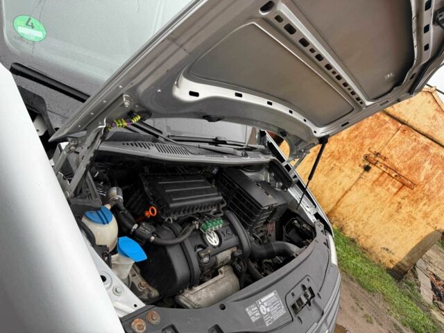 Серый Фольксваген Кадди, объемом двигателя 1.4 л и пробегом 184 тыс. км за 5850 $, фото 7 на Automoto.ua