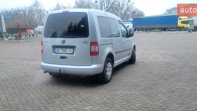 Сірий Фольксваген Кадді, об'ємом двигуна 1.9 л та пробігом 260 тис. км за 6200 $, фото 4 на Automoto.ua