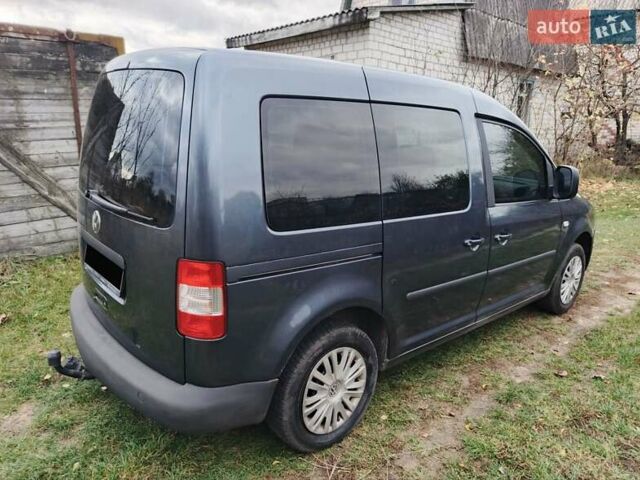 Сірий Фольксваген Кадді, об'ємом двигуна 1.6 л та пробігом 280 тис. км за 6200 $, фото 2 на Automoto.ua