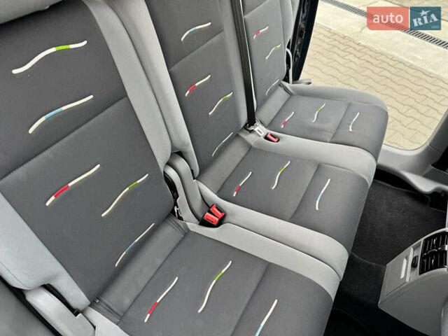 Серый Фольксваген Кадди, объемом двигателя 1.6 л и пробегом 259 тыс. км за 7900 $, фото 71 на Automoto.ua