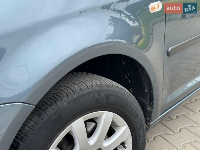 Серый Фольксваген Кадди, объемом двигателя 1.6 л и пробегом 259 тыс. км за 7900 $, фото 32 на Automoto.ua