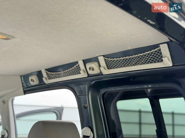 Серый Фольксваген Кадди, объемом двигателя 1.6 л и пробегом 259 тыс. км за 7900 $, фото 73 на Automoto.ua