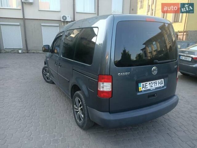 Сірий Фольксваген Кадді, об'ємом двигуна 1.9 л та пробігом 305 тис. км за 6500 $, фото 5 на Automoto.ua