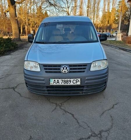 Серый Фольксваген Кадди, объемом двигателя 1.97 л и пробегом 200 тыс. км за 5000 $, фото 2 на Automoto.ua