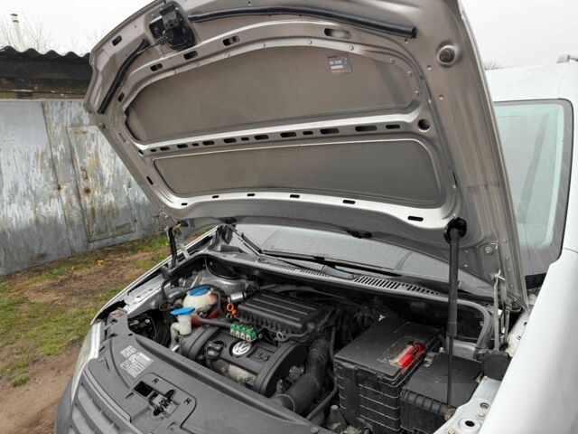 Серый Фольксваген Кадди, объемом двигателя 1.4 л и пробегом 184 тыс. км за 5850 $, фото 6 на Automoto.ua